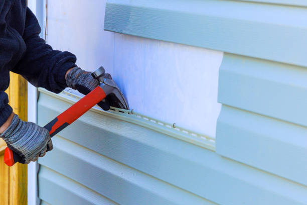 Reliable Emergency Siding Repair contractor in Mansfield, TX by Squared Siding